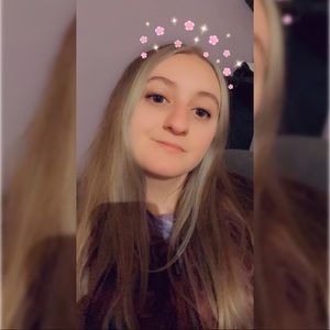 Meet your Posher, Emilina